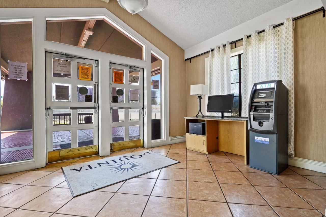 La Quinta Inn By Wyndham Costa Mesa Orange County Esterno foto