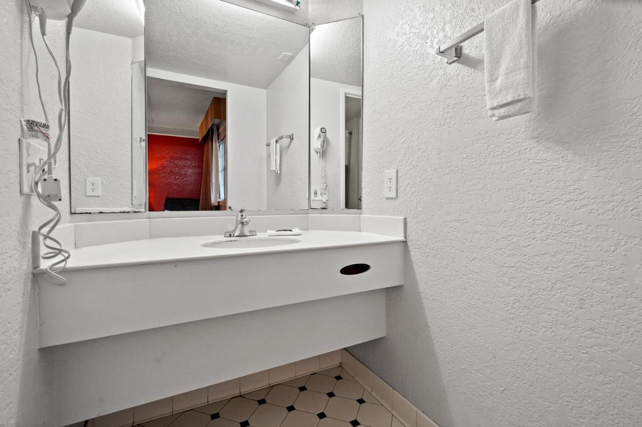 La Quinta Inn By Wyndham Costa Mesa Orange County Esterno foto
