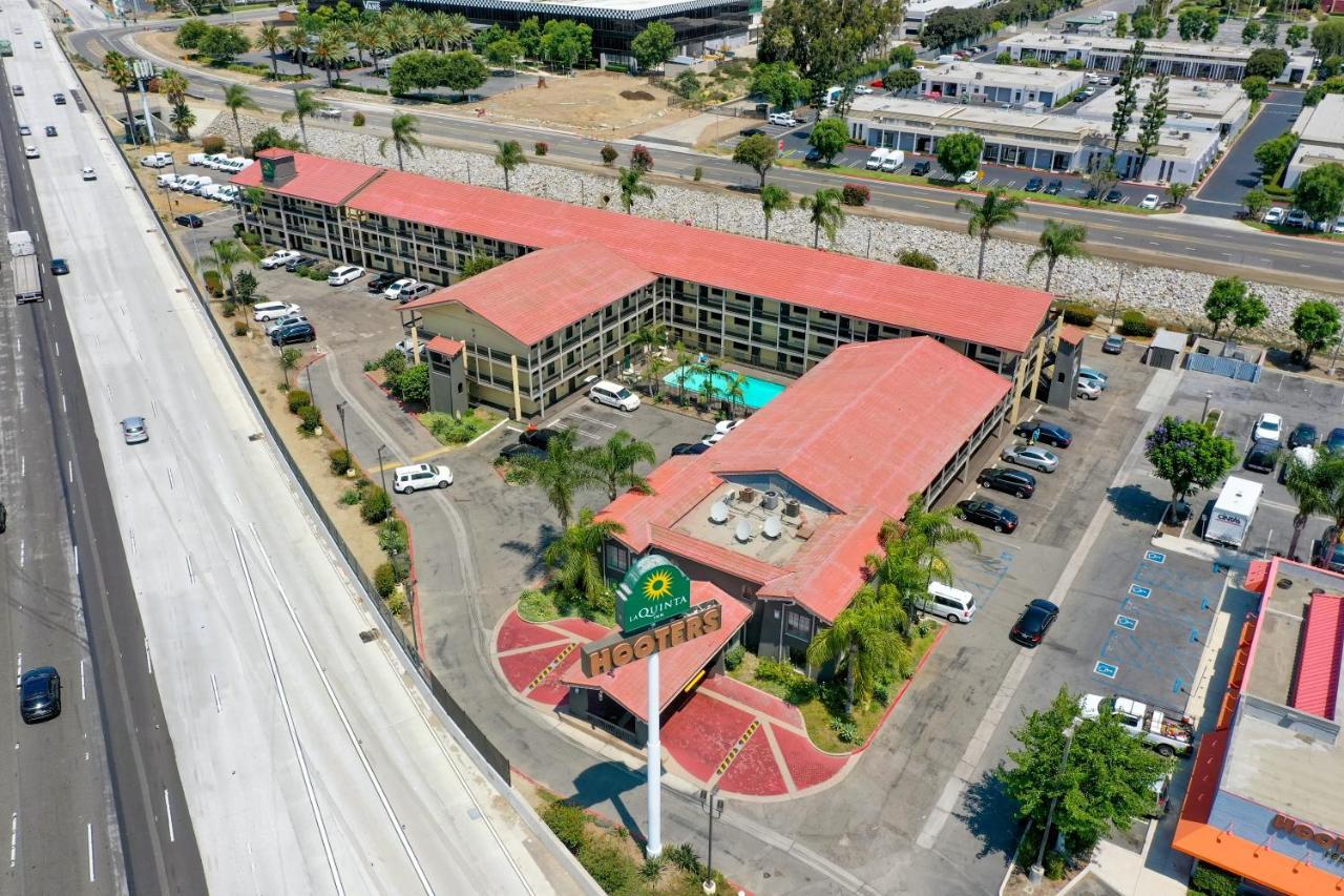 La Quinta Inn By Wyndham Costa Mesa Orange County Esterno foto