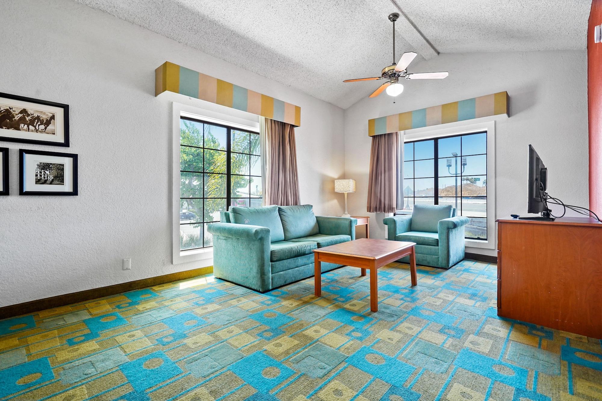 La Quinta Inn By Wyndham Costa Mesa Orange County Esterno foto