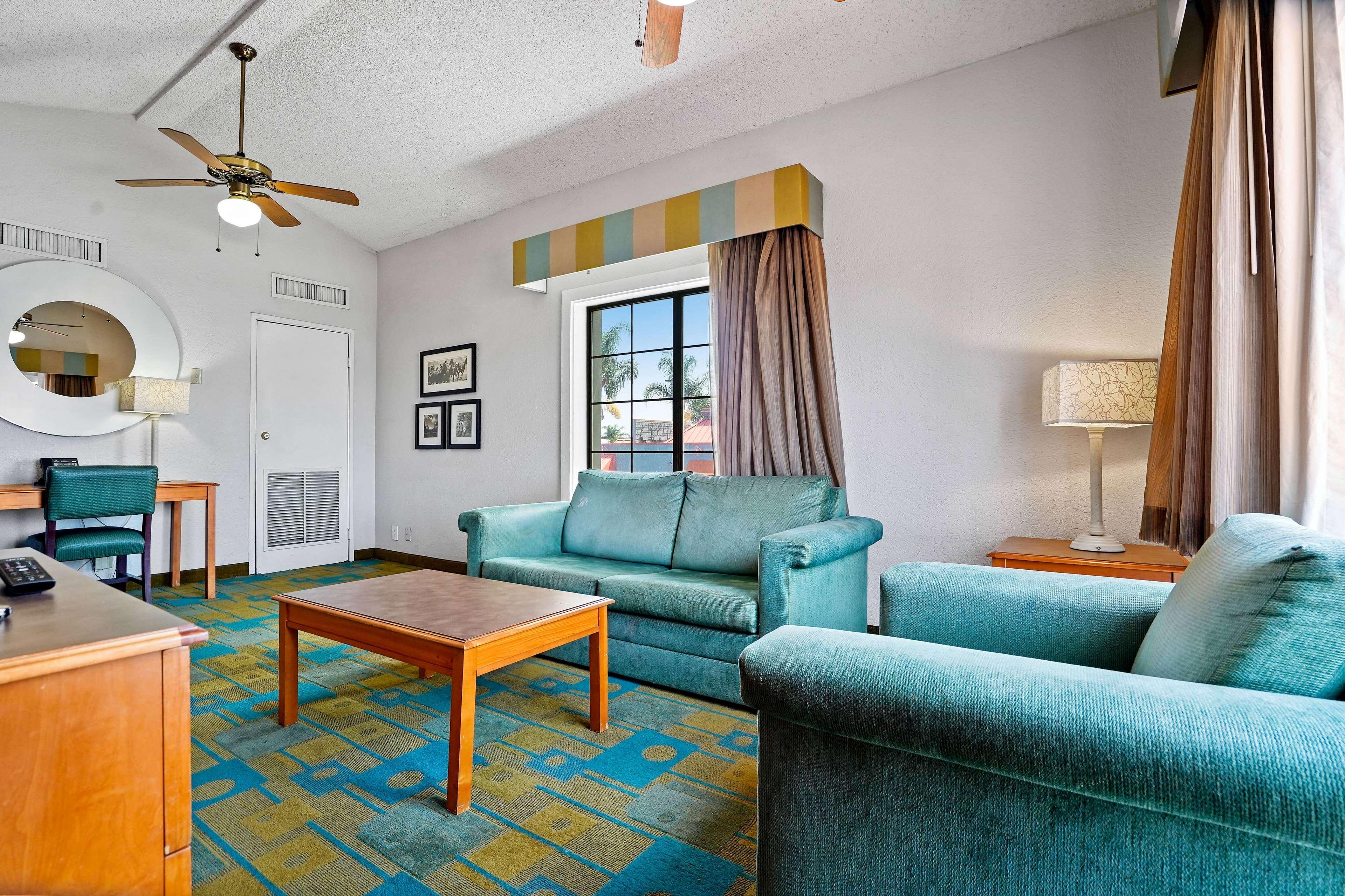 La Quinta Inn By Wyndham Costa Mesa Orange County Esterno foto
