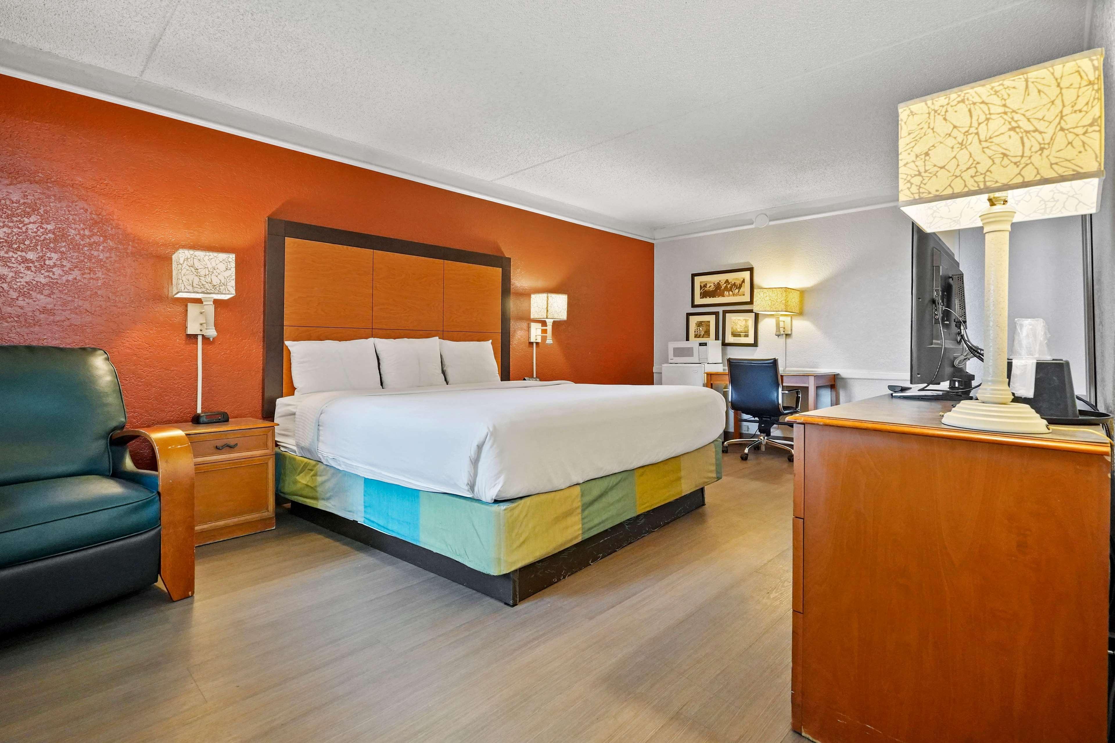 La Quinta Inn By Wyndham Costa Mesa Orange County Esterno foto