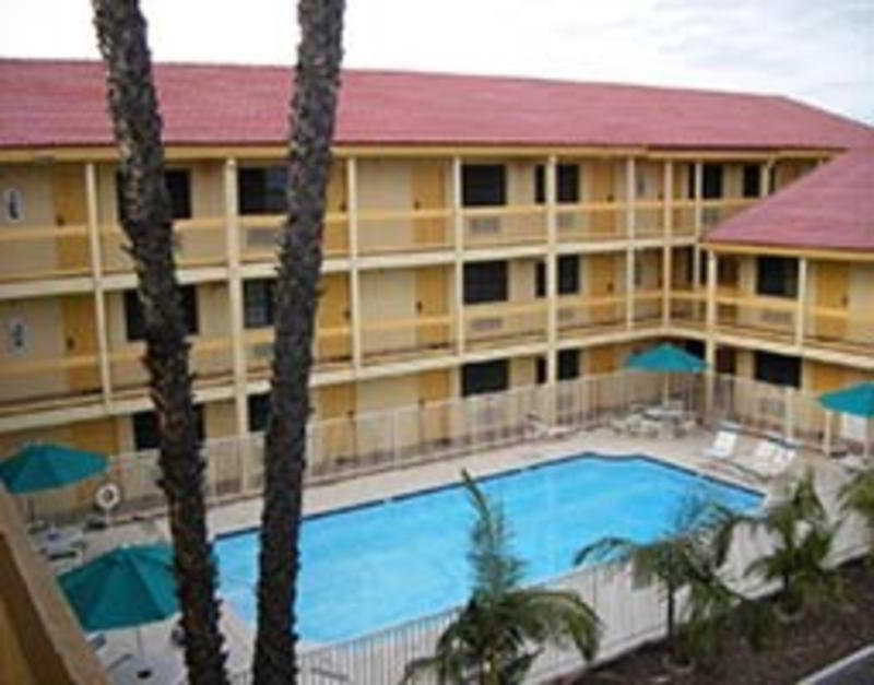 La Quinta Inn By Wyndham Costa Mesa Orange County Esterno foto